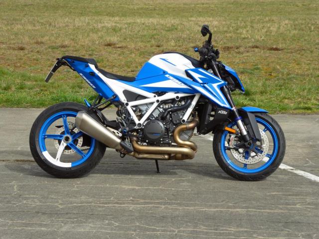 ktm_1390sdr1_05.jpg